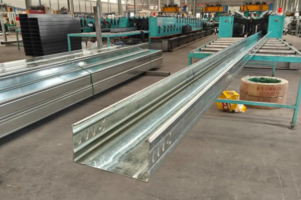 陇南大跨距电缆桥架为何可以解决长距离架空敷设难题?